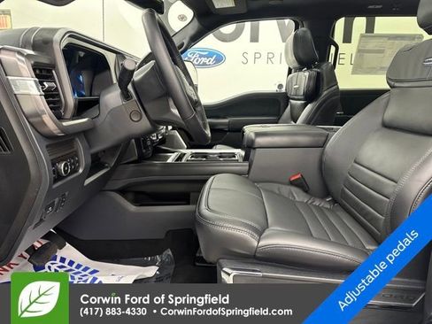 New 2026 Ford F250 Platinum w/ Tremor Off-Road Package image 30
