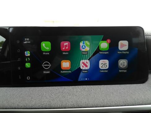 Used 2025 Nissan Kicks SV FWD image 9