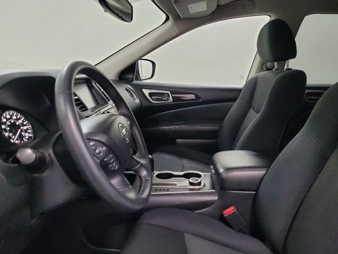 Used 2019 Nissan Pathfinder SV AWD/4WD image 17