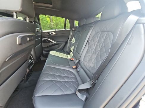 Used 2025 BMW X6 M60i image 18