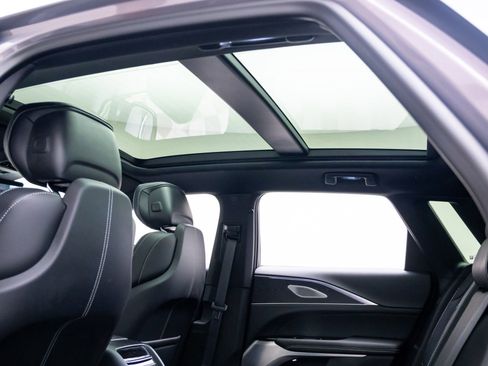 Certified 2025 Cadillac Lyriq Luxury w/ LPO, Floor Liner Package AWD/4WD image 22