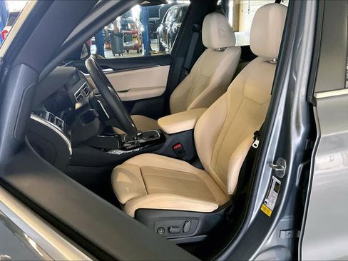 Certified 2024 BMW X3 sDrive30i w/ Convenience Package RWD image 7