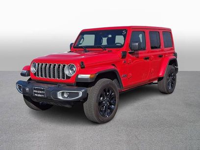 Used 2025 Jeep Wrangler Unlimited Sahara w/ Safety Group