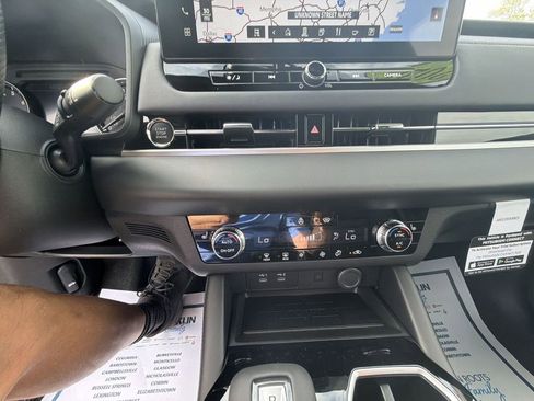 New 2026 Mitsubishi Outlander LE image 19