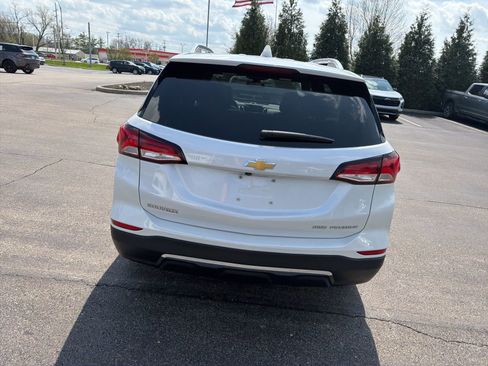 Used 2024 Chevrolet Equinox Premier image 4
