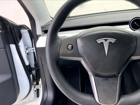 Used 2020 Tesla Model 3 Long Range AWD/4WD image 24