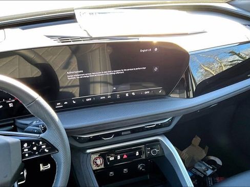 New 2025 Audi SQ5 Premium Plus w/ Premium Plus Package image 7