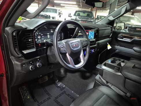Certified 2022 GMC Sierra 1500 Elevation image 11