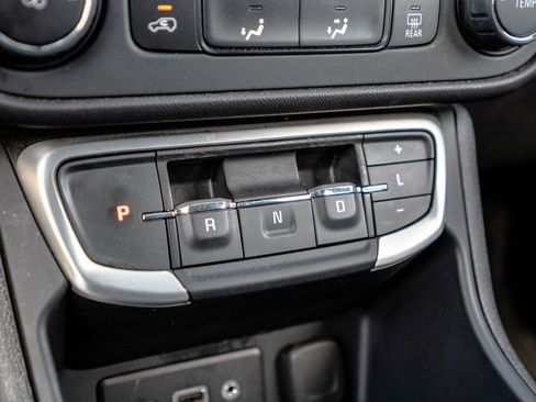 Certified 2024 GMC Terrain SLE image 21