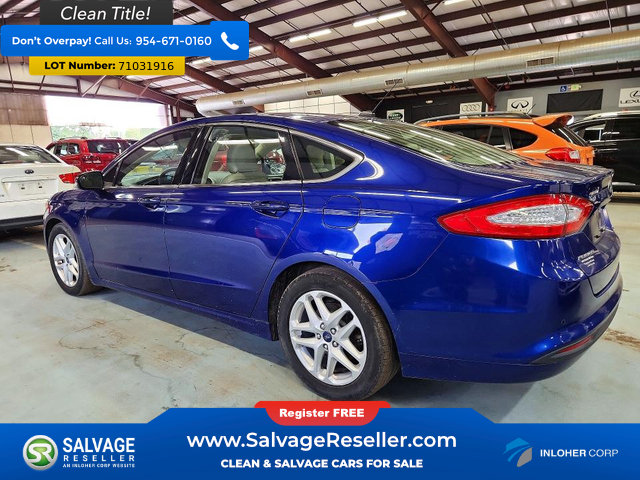 Used 2016 Ford Fusion SE w/ Equipment Group 202A FWD image 3