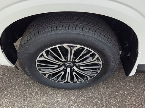 New 2026 Nissan Armada Platinum RWD image 19