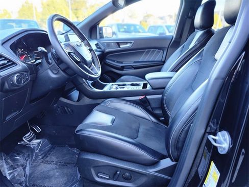 Used 2022 Ford Edge ST w/ Equipment Group 401A image 18