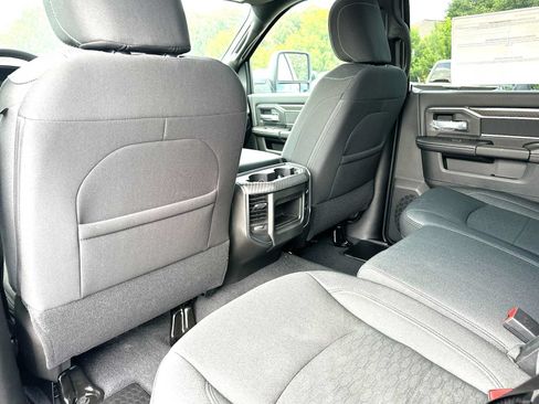 New 2026 RAM 2500 Lone Star AWD/4WD image 24