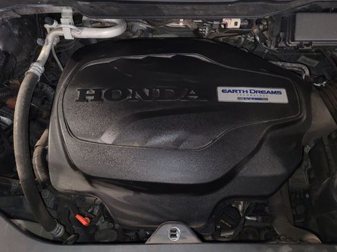 Used 2017 Honda Pilot Touring image 30