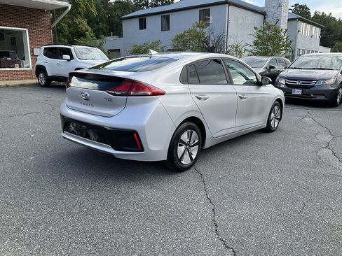 Used 2019 Hyundai Ioniq Blue FWD image 5