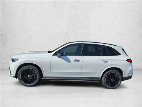 Certified 2025 Mercedes-Benz GLC 300 image 6