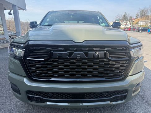 New 2026 RAM 1500 4x4 Crew Cab image 5