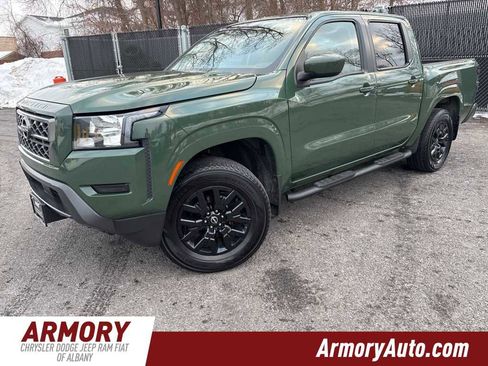 Used 2022 Nissan Frontier SV w/ Technology Package image 1