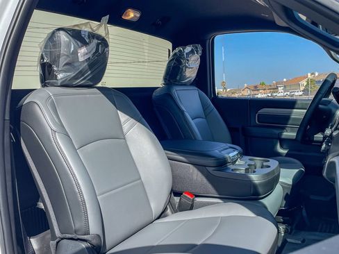 New 2025 RAM 3500 Tradesman image 18