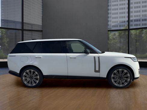 New 2026 Land Rover Range Rover Long Wheelbase SE AWD/4WD image 4