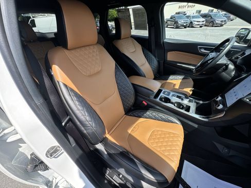 Used 2024 Ford Edge Titanium w/ Titanium Elite Package AWD/4WD image 26