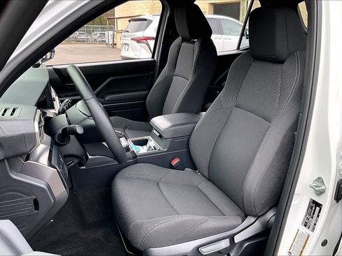 Certified 2025 Toyota 4Runner SR5 image 7