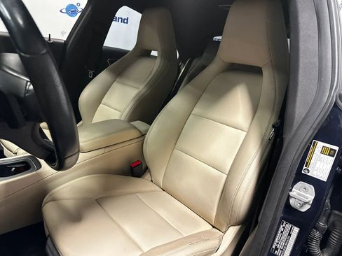 Used 2018 Mercedes-Benz CLA 250 4MATIC image 11