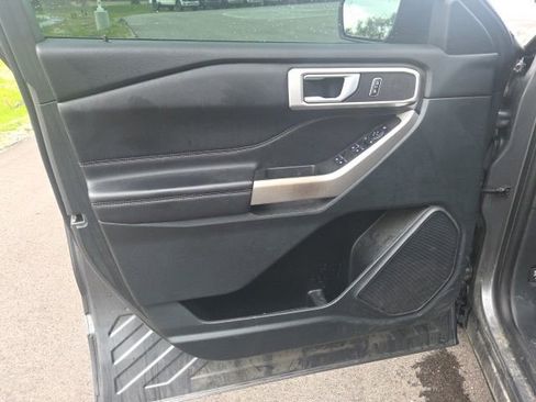 Certified 2023 Ford Explorer XLT AWD/4WD image 24