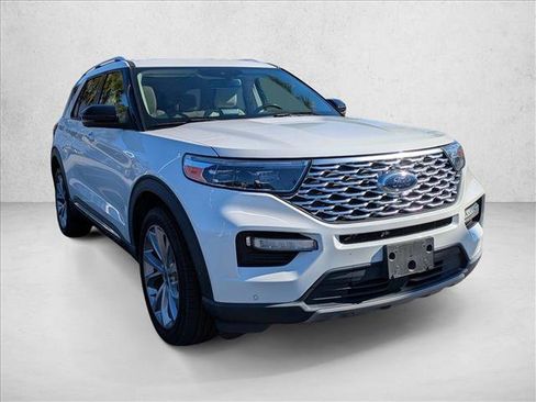 Used 2021 Ford Explorer Platinum w/ Equipment Group 601A image 3