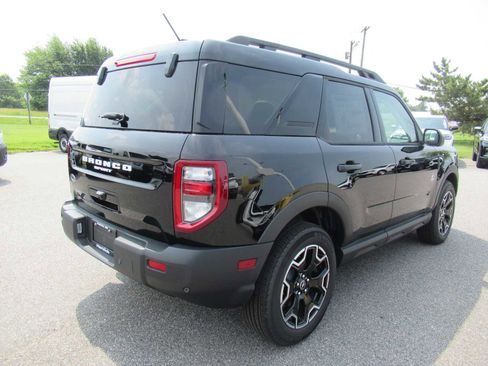 New 2025 Ford Bronco Sport Outer Banks image 5