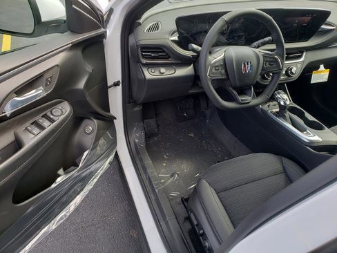 New 2026 Buick Envista Preferred w/ Convenience I Package image 10