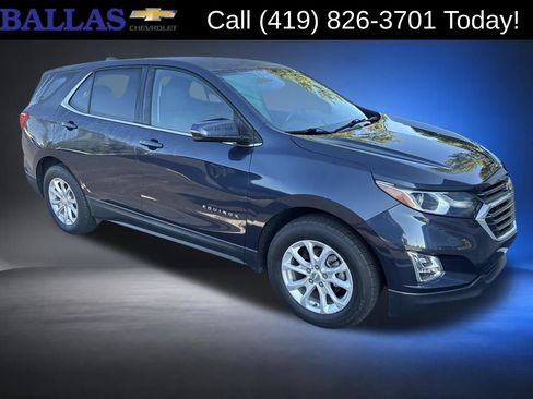 Used 2018 Chevrolet Equinox LT FWD image 2