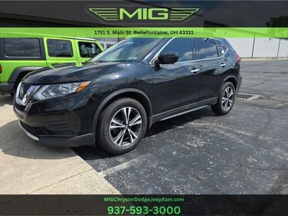 Used 2020 Nissan Rogue SV w/ Premium Package