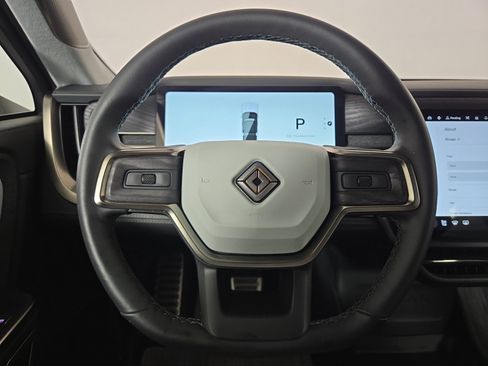 Used 2024 Rivian R1S Adventure AWD/4WD image 28
