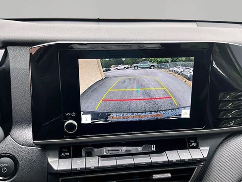Used 2026 Toyota Camry SE w/ Convenience Package FWD image 27