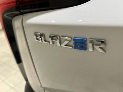 Certified 2024 Chevrolet Blazer EV LT image 28