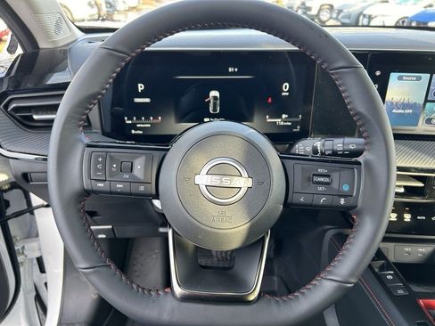 New 2025 Nissan Kicks SR w/ Illumination Package image 12