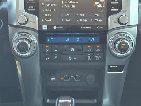 Used 2022 Toyota 4Runner Limited image 23