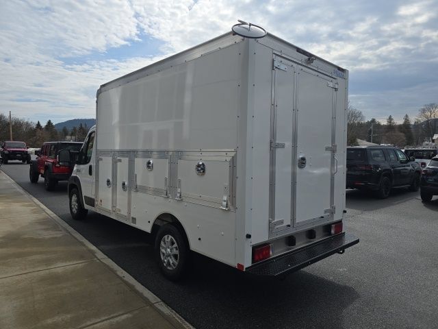 Used 2025 RAM ProMaster 3500 w/ Quick Order Package 22G SLT FWD image 4