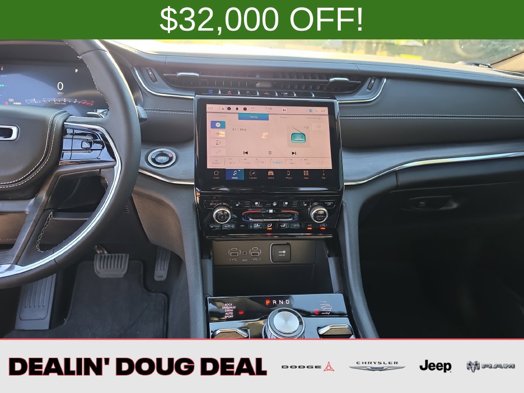 New 2024 Jeep Grand Cherokee Overland AWD/4WD image 18