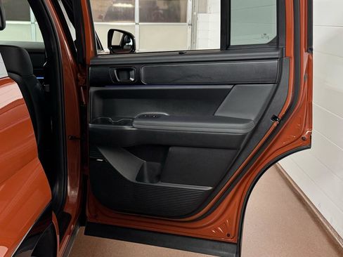 Used 2025 Hyundai Santa Fe Calligraphy image 47