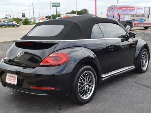 Used 2019 Volkswagen Beetle 2.0T S FWD image 44