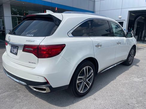 Used 2017 Acura MDX SH-AWD w/ Advance Package image 3