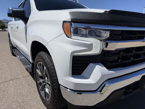 Used 2025 Chevrolet Silverado 1500 LT image 17