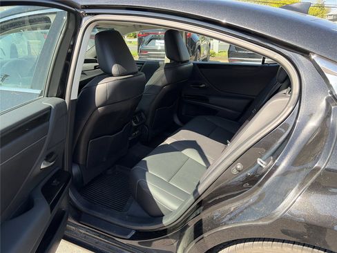 Certified 2024 Lexus ES 350 w/ Premium Package FWD image 12