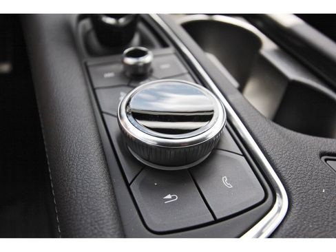 New 2026 Cadillac XT5 Sportv w/ LPO, Onyx Lite Package AWD/4WD image 20