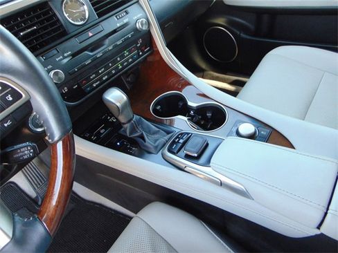 Used 2017 Lexus RX 350 FWD image 14