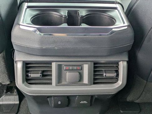 Used 2022 Ford F150 Lariat w/ Equipment Group 502A High AWD/4WD image 17