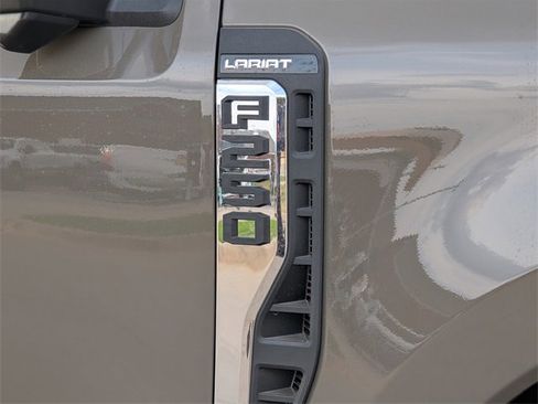 New 2026 Ford F250 Lariat w/ FX4 Off-Road Package image 10