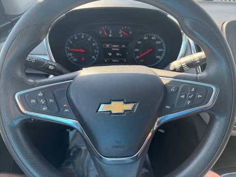 Used 2020 Chevrolet Equinox LS w/ LS Convenience Package FWD image 20